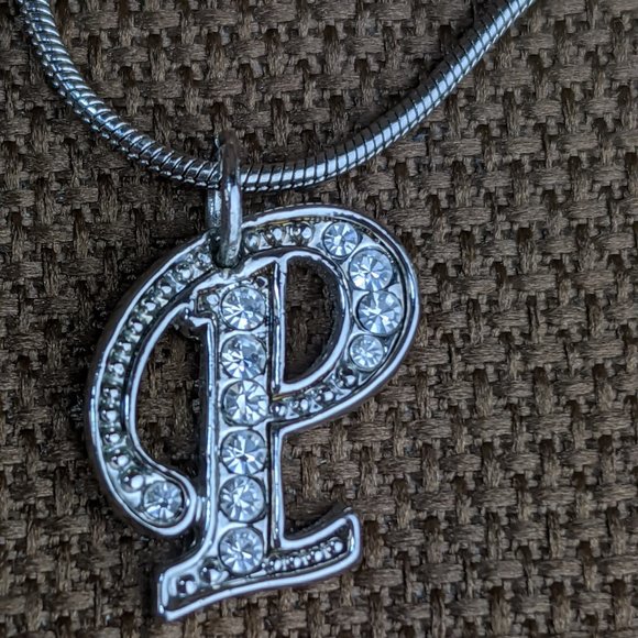 Vintage Avon Monogram Letter P Necklace Snake Chain - Picture 2 of 10